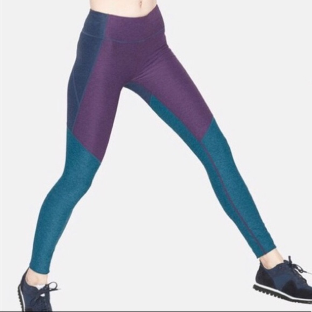 Outdoor Voices 3/4 tri-color leggings